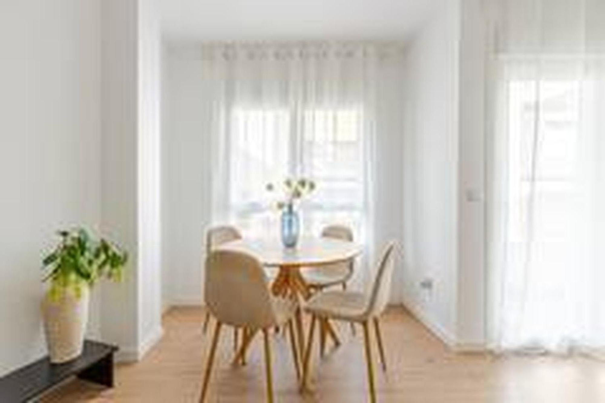 Apartamentos Nuevo Con Aire Y Wifi Агілас Екстер'єр фото