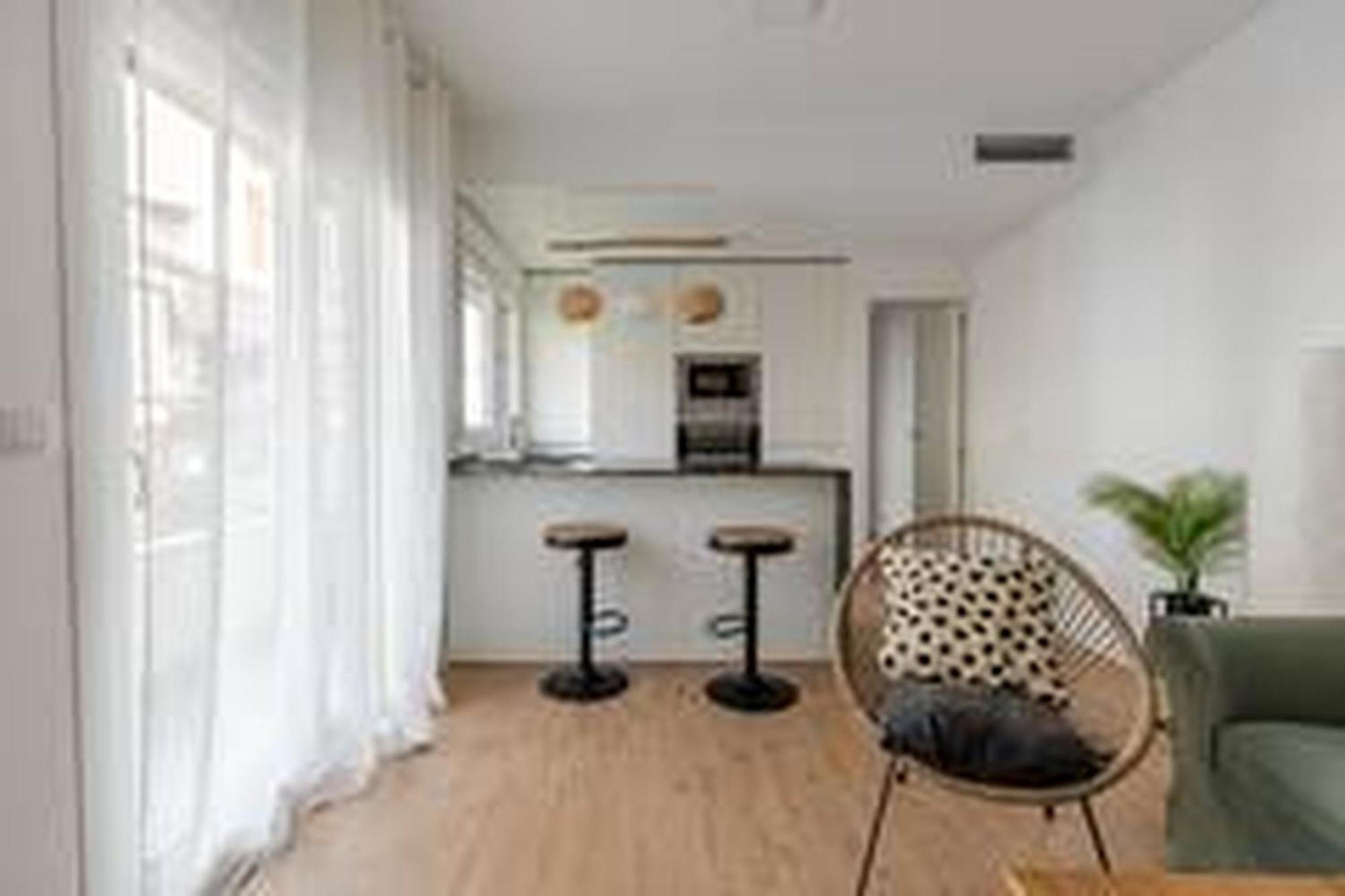Apartamentos Nuevo Con Aire Y Wifi Агілас Екстер'єр фото