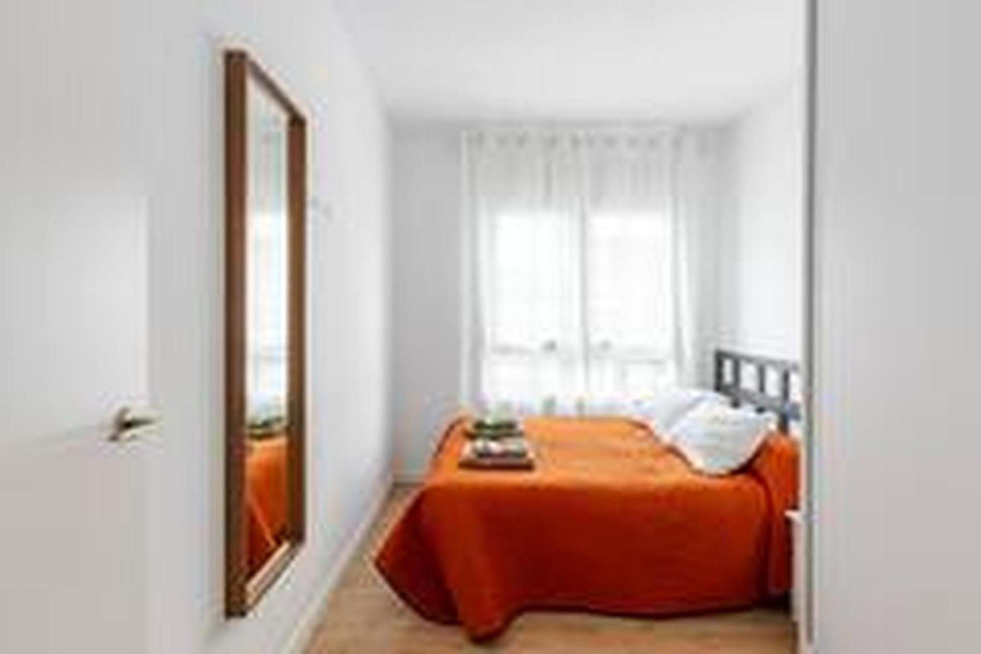 Apartamentos Nuevo Con Aire Y Wifi Агілас Екстер'єр фото